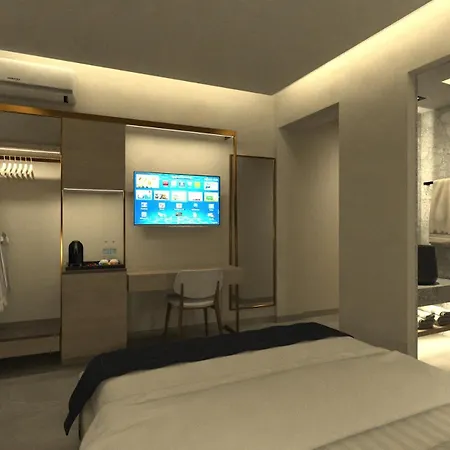 King's Blue , Superior Living *